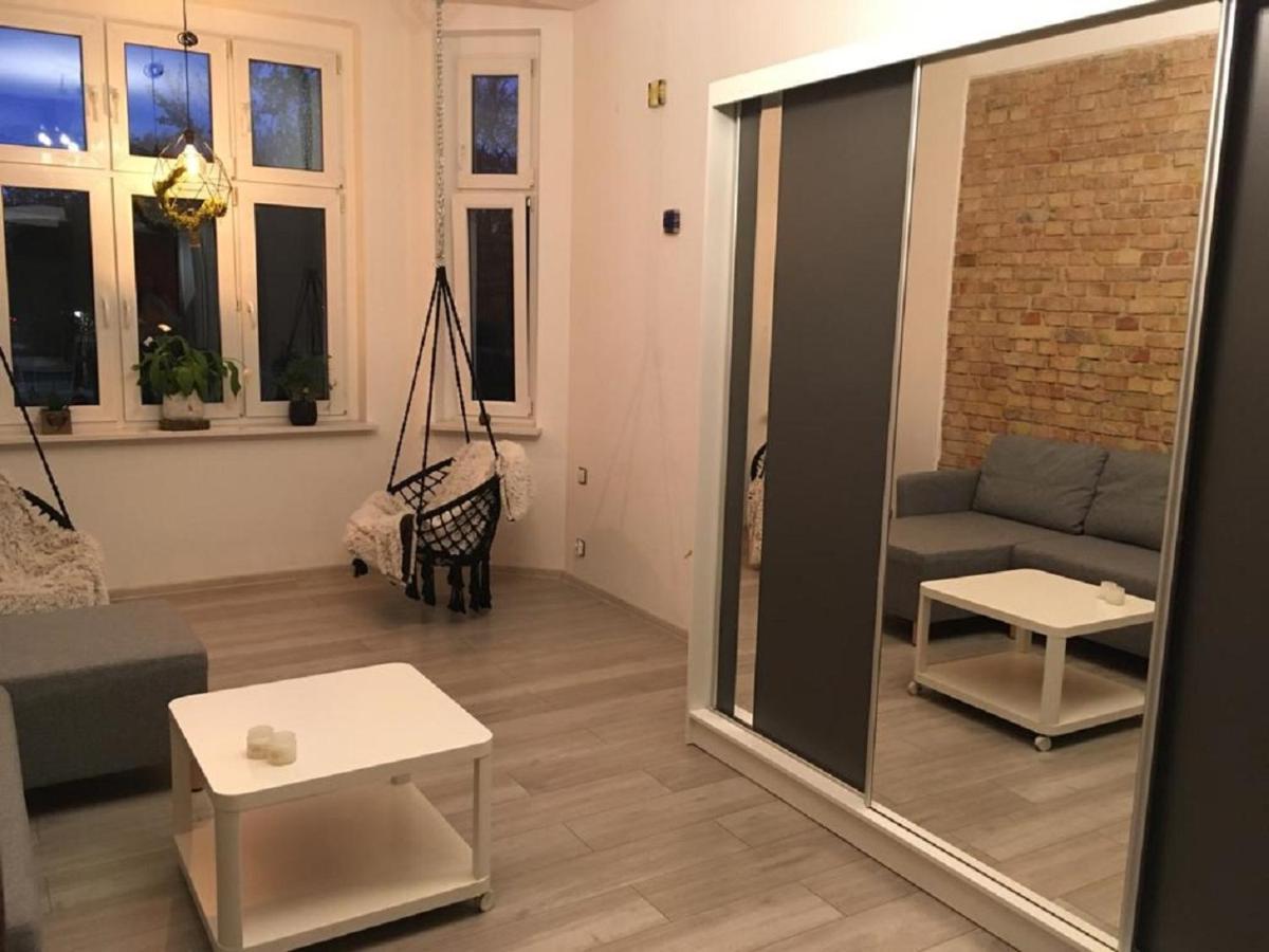 Secret Apartament 4 Poznan Leilighet Eksteriør bilde