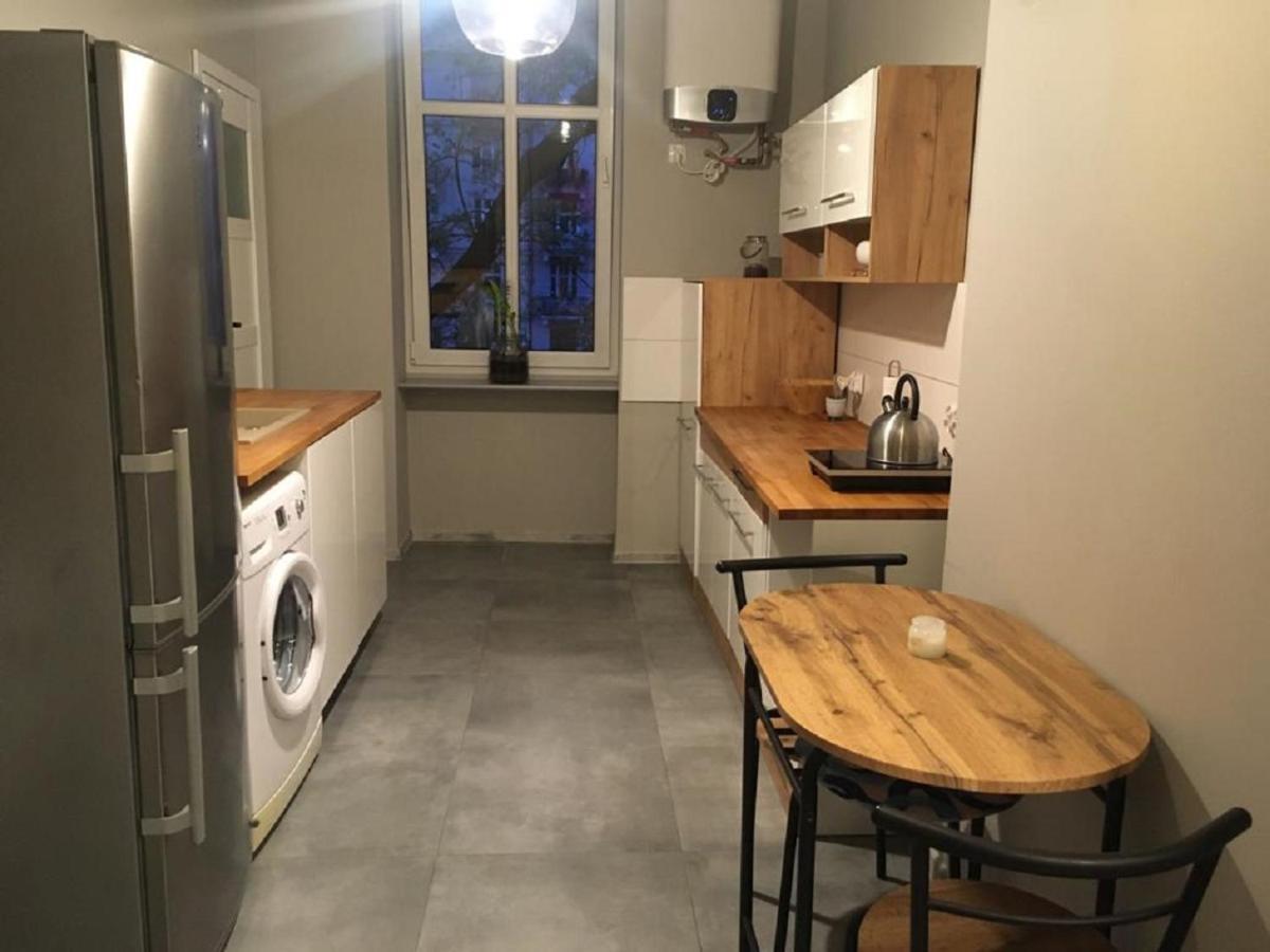 Secret Apartament 4 Poznan Leilighet Eksteriør bilde